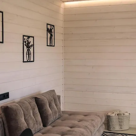 Provance House * Slavske